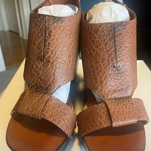 Costume national wedge size 37